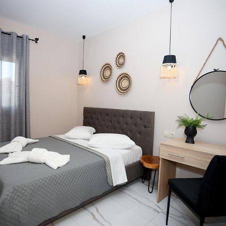 Greka Apartments Kalyves Polygyrou Buitenkant foto